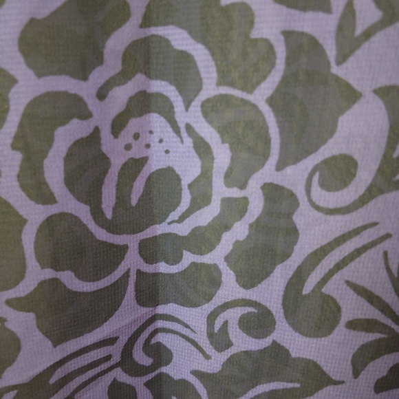 Loft Top - Picture 4 of 4